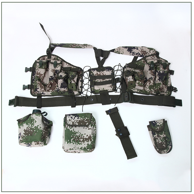 作训背具95式单兵战斗携行具 通用迷彩95战术背心 现货供应