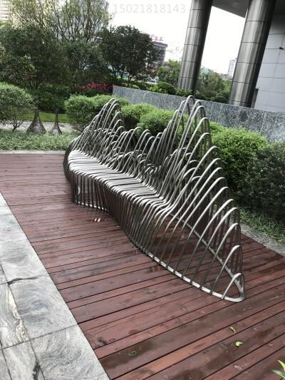 1  21 3 29 1不锈钢座椅雕塑 嘉善造型椅子定制 (2)_副本.jpg